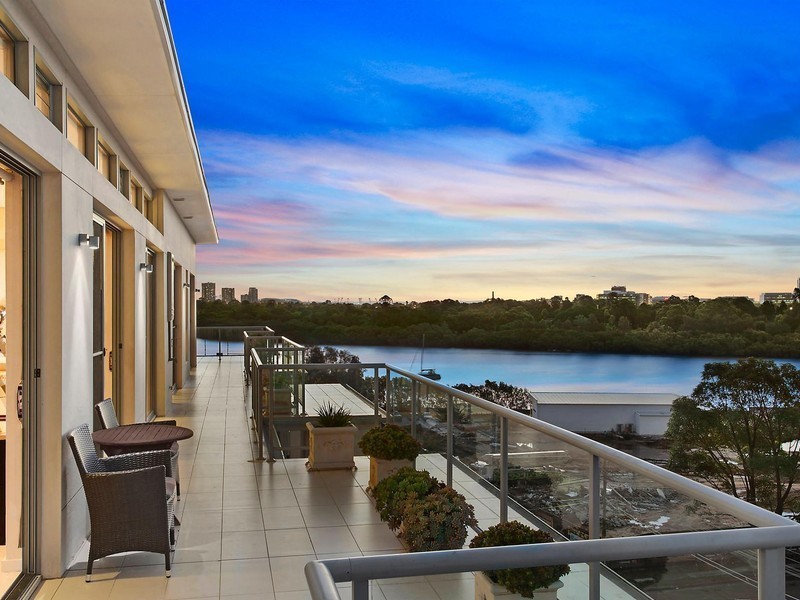 10/13 Hilly Street, Mortlake NSW 2137