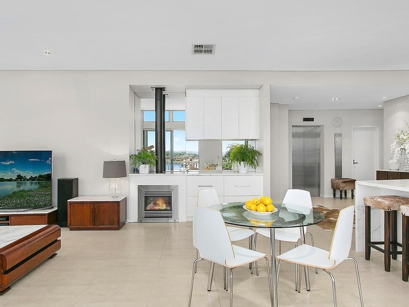 10/13 Hilly Street, Mortlake NSW 2137