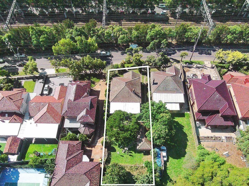 52 The Crescent, Homebush NSW 2140