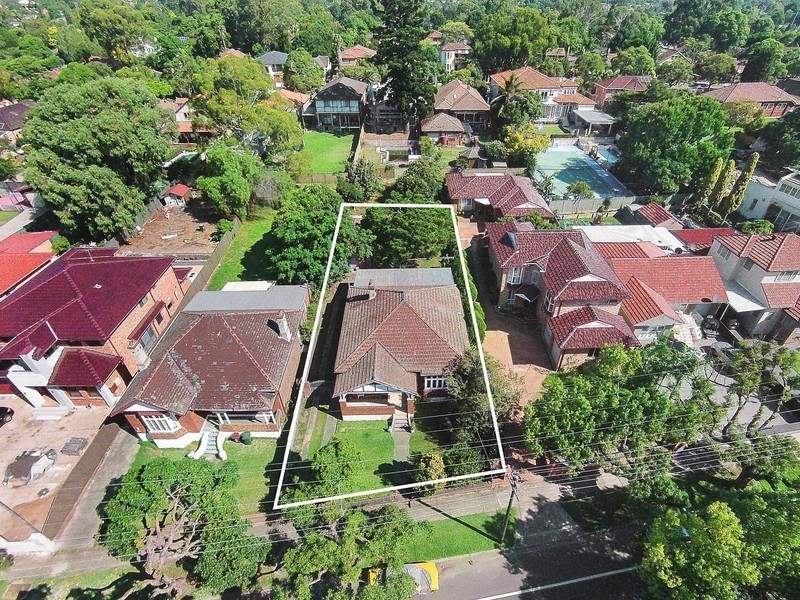 52 The Crescent, Homebush NSW 2140