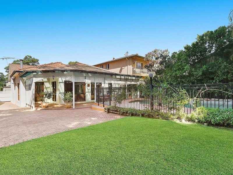 33 Pemberton Street, Strathfield NSW 2135