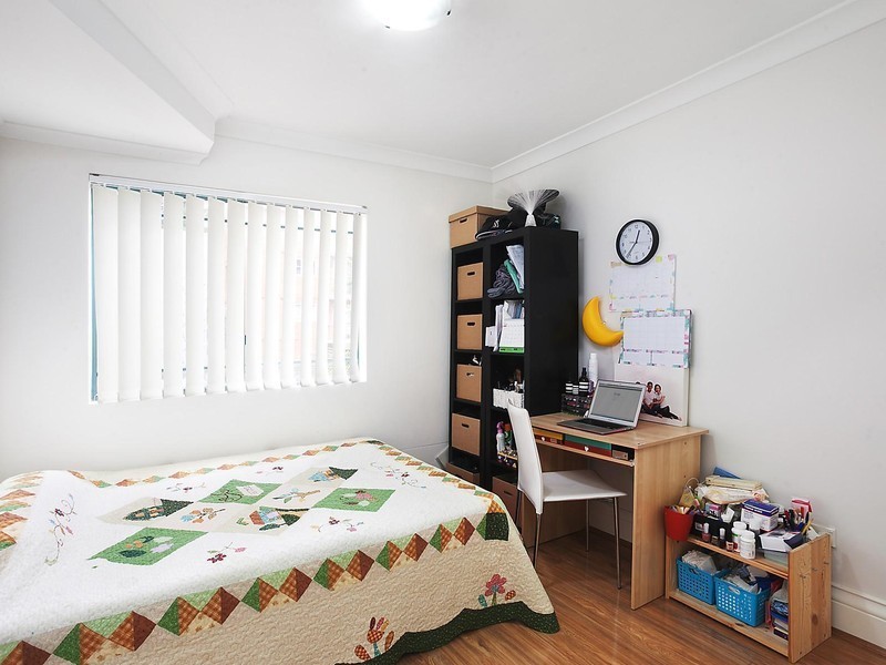 7/2 Gloucester Avenue, Burwood NSW 2134