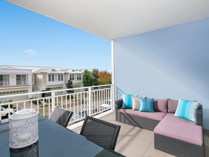 204/68 Peninsula Drive, Breakfast Point NSW 2137