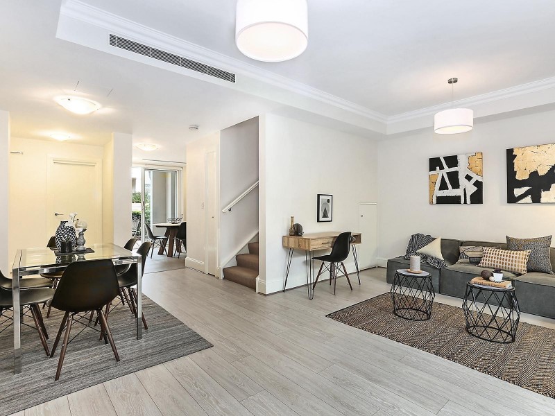 10/1 Woodlands Avenue, Breakfast Point NSW 2137