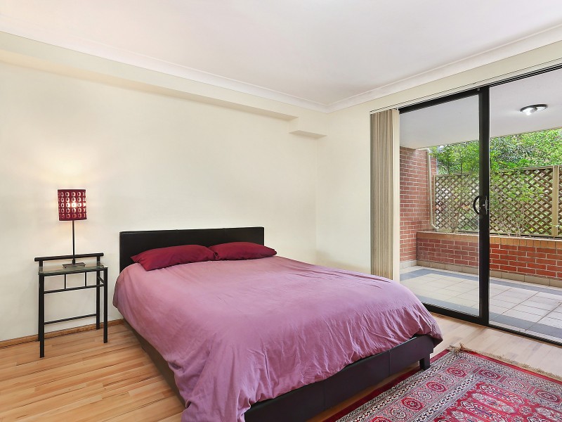 21/2 Kitchener Avenue, Regents Park NSW 2143