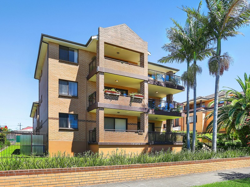12/22 Phillips Avenue, Canterbury NSW 2193
