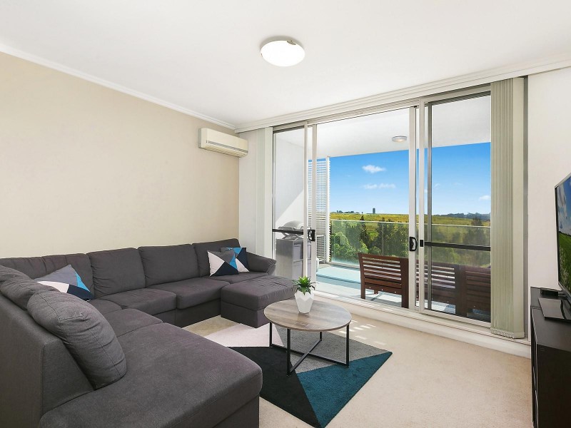 783/33 Hill Road, Wentworth Point NSW 2127