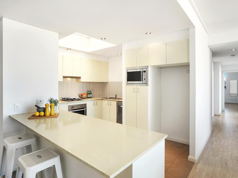 806/37 Amalfi Drive, Wentworth Point NSW 2127