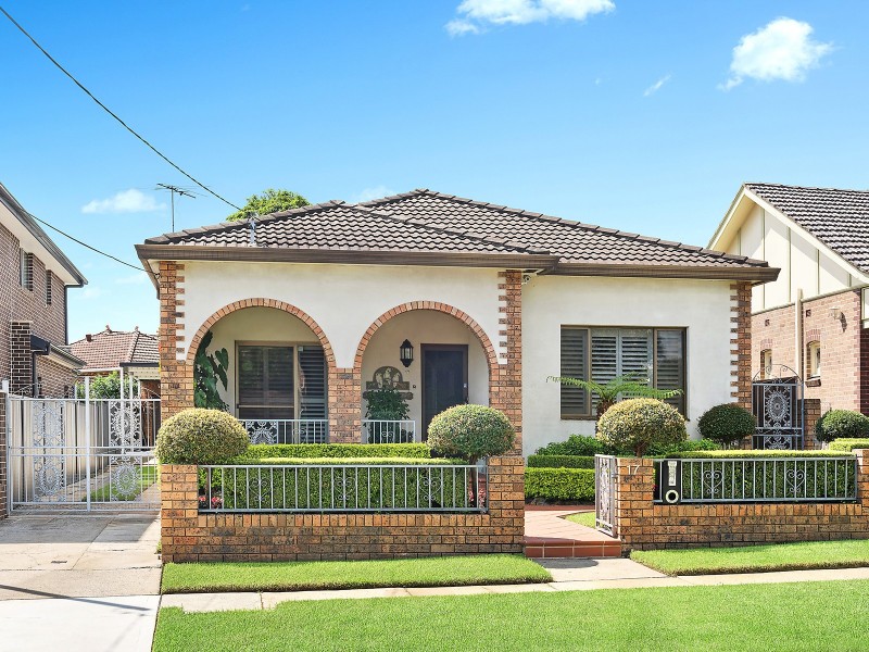17 La Mascotte Avenue, Concord NSW 2137