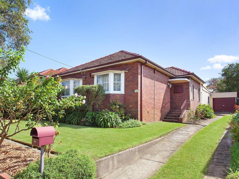 39 Patterson Street, Concord NSW 2137