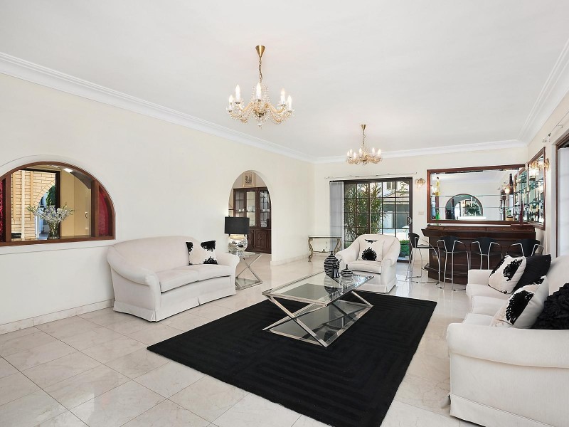 2 Edith Avenue, Concord NSW 2137