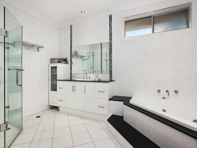 2 Edith Avenue, Concord NSW 2137
