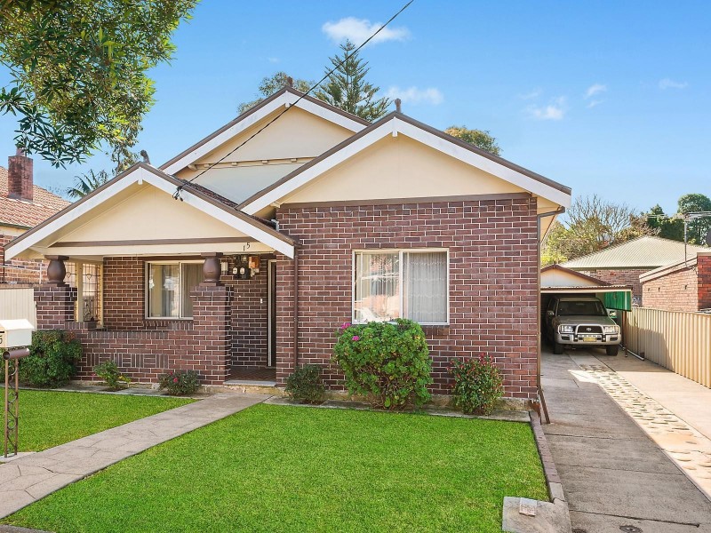 15 Evelyn Avenue, Concord NSW 2137