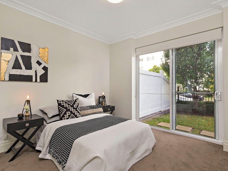 11/1 Rosewater Circuit, Breakfast Point NSW 2137