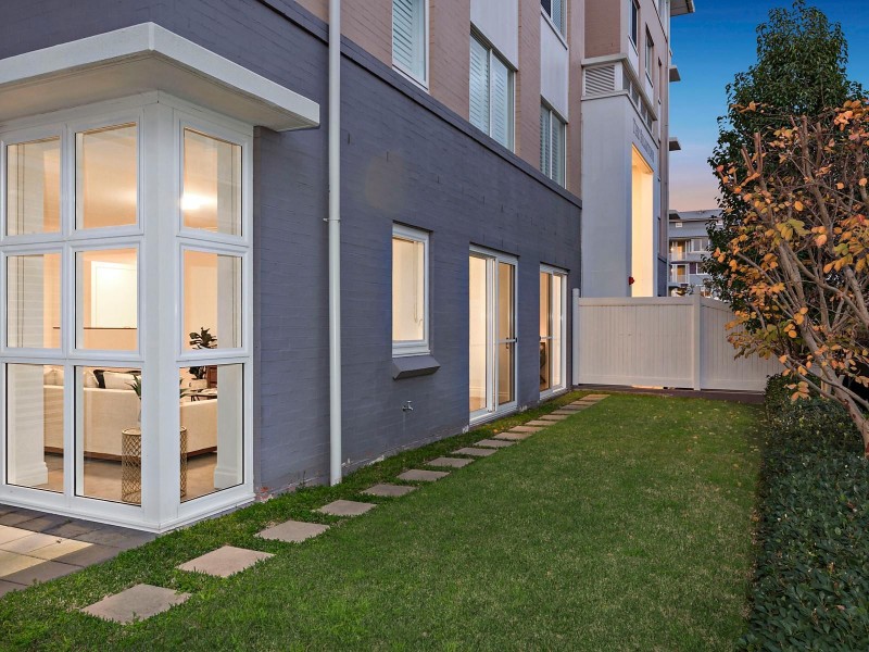 11/1 Rosewater Circuit, Breakfast Point NSW 2137