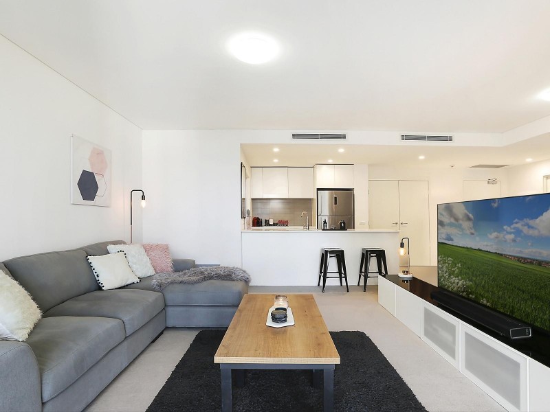 301/8 Marine Parade, Wentworth Point NSW 2127