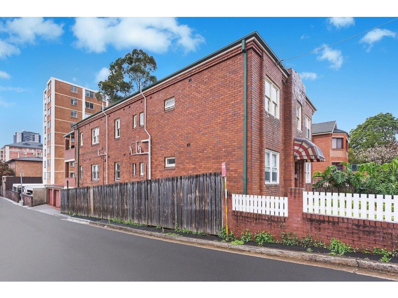 2/25 Clarence Street, Burwood NSW 2134