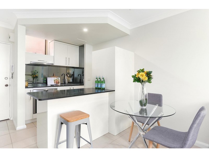 2/275-283 Lyons Road, Russell Lea NSW 2046