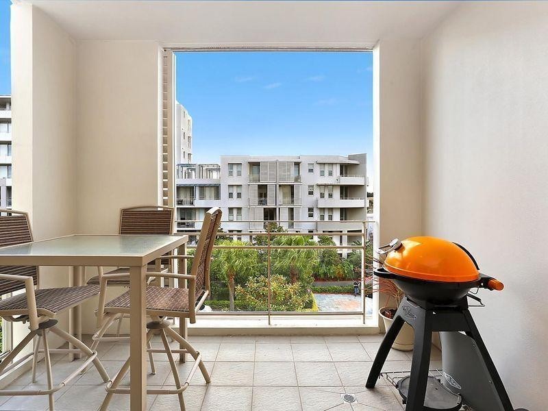 409/2 The Piazza, Wentworth Point NSW 2127
