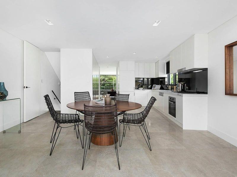 32A Sanders Parade, Concord NSW 2137