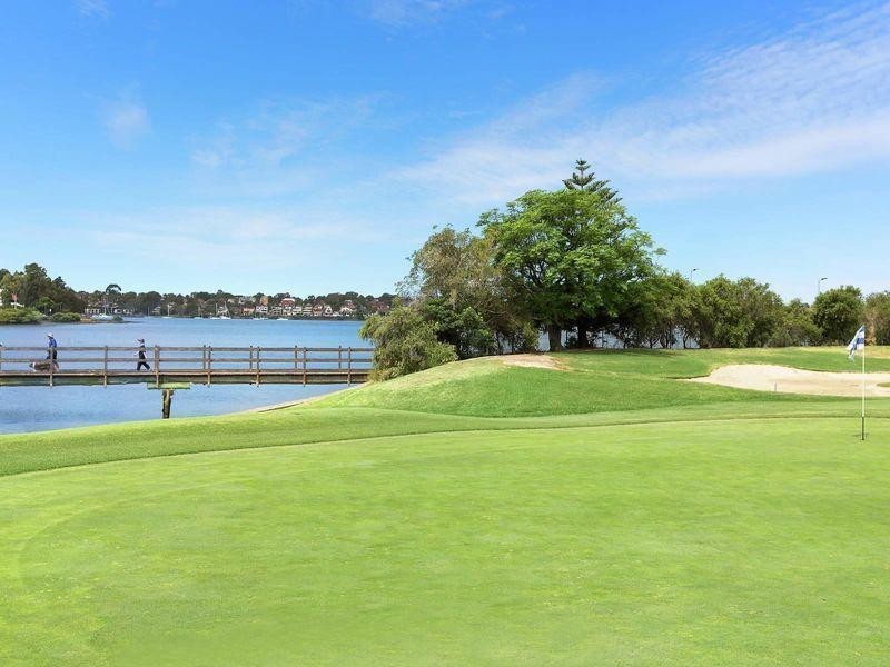 32A Sanders Parade, Concord NSW 2137