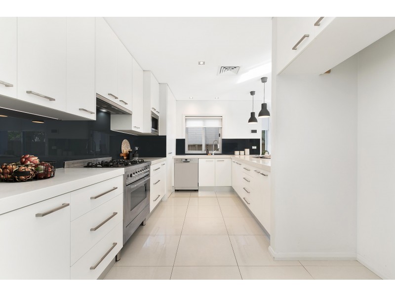 12 Elphinstone Street, Cabarita NSW 2137