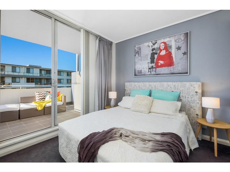 842/2 The Crescent, Wentworth Point NSW 2127