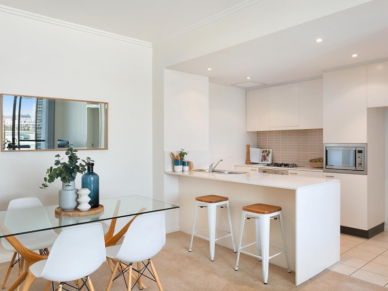 789/33 Hill Road, Wentworth Point NSW 2127