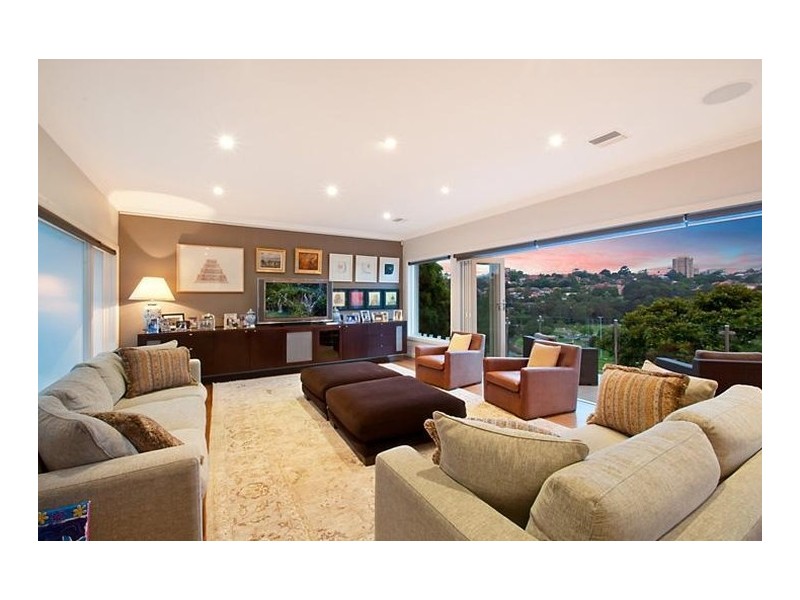 17 Churchill Crescent, Cammeray NSW 2062