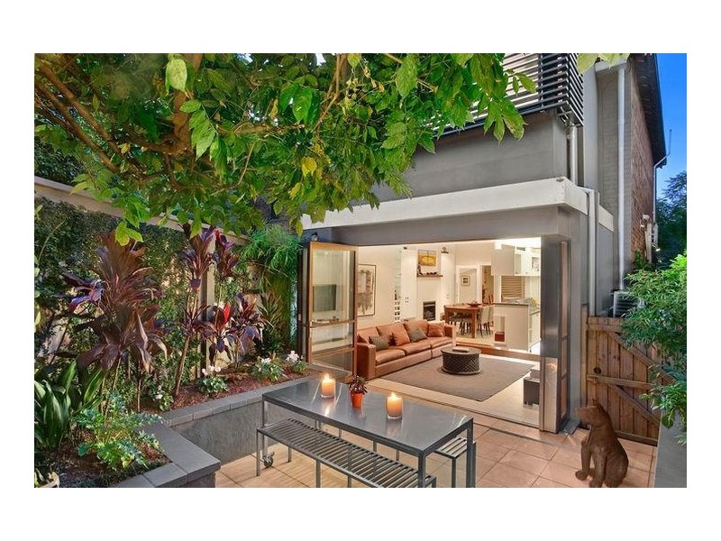 23 McDougall Street, Kirribilli NSW 2061