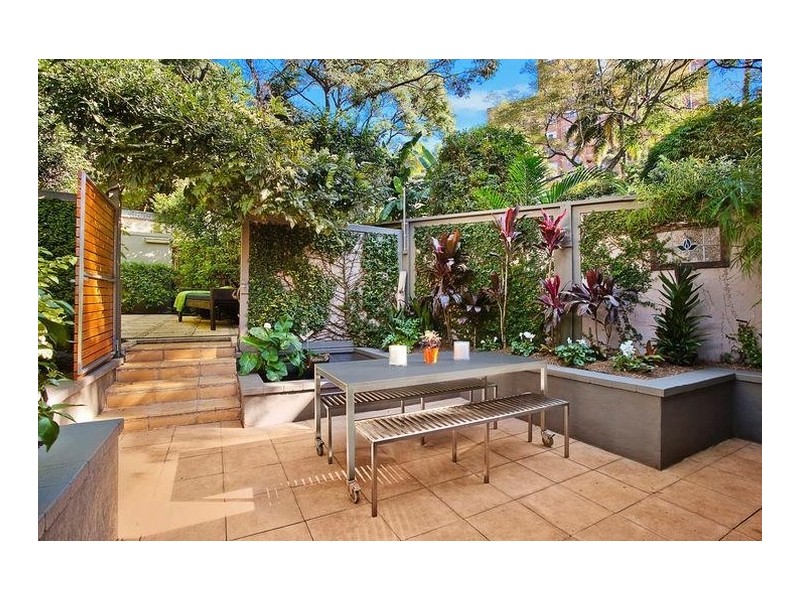 23 McDougall Street, Kirribilli NSW 2061