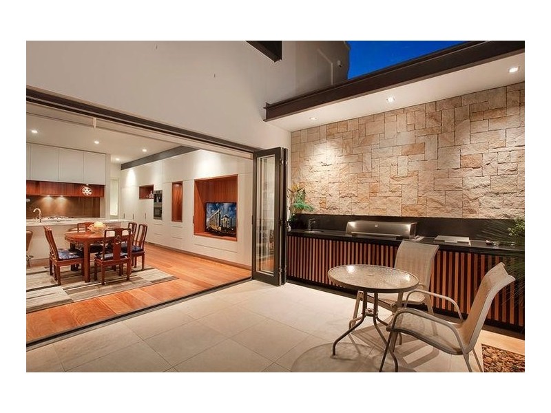 5 Waiwera Street, Mcmahons Point NSW 2060