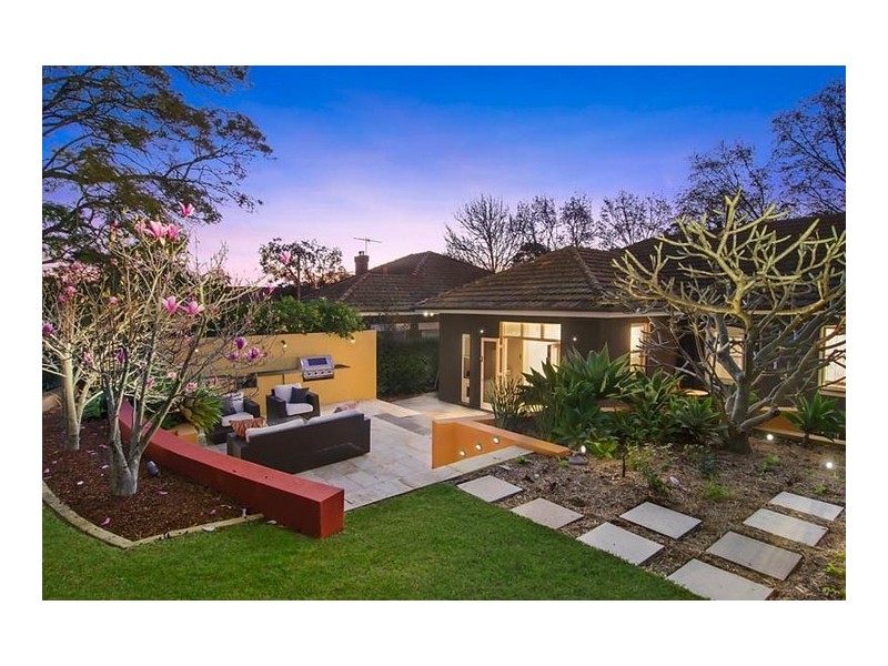 17 Hazelbank Road, Wollstonecraft NSW 2065