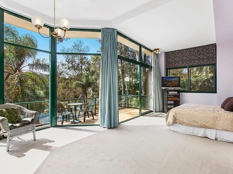 2A Cowdroy Avenue, Cammeray NSW 2062