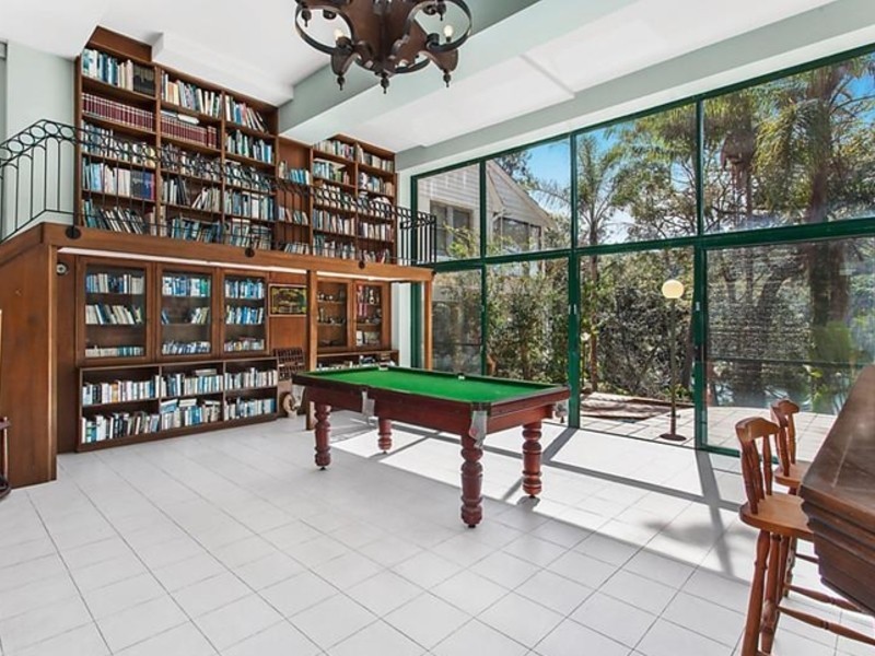 2A Cowdroy Avenue, Cammeray NSW 2062