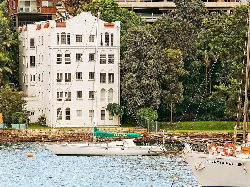 16/19 East Crescent Street, Mcmahons Point NSW 2060