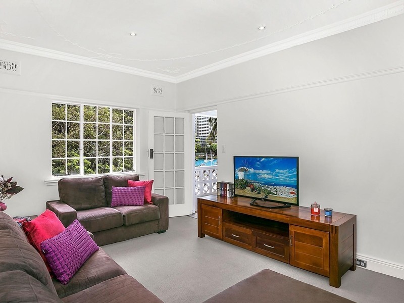 16/19 East Crescent Street, Mcmahons Point NSW 2060
