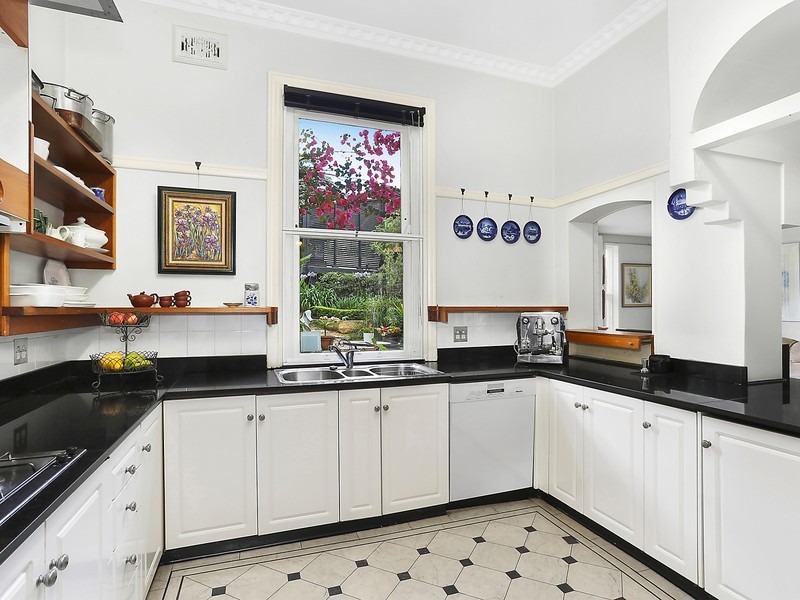 18 Queens Avenue, Mcmahons Point NSW 2060