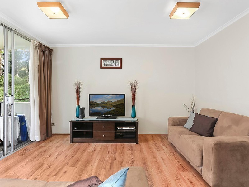 2/27 River Road, Wollstonecraft NSW 2065