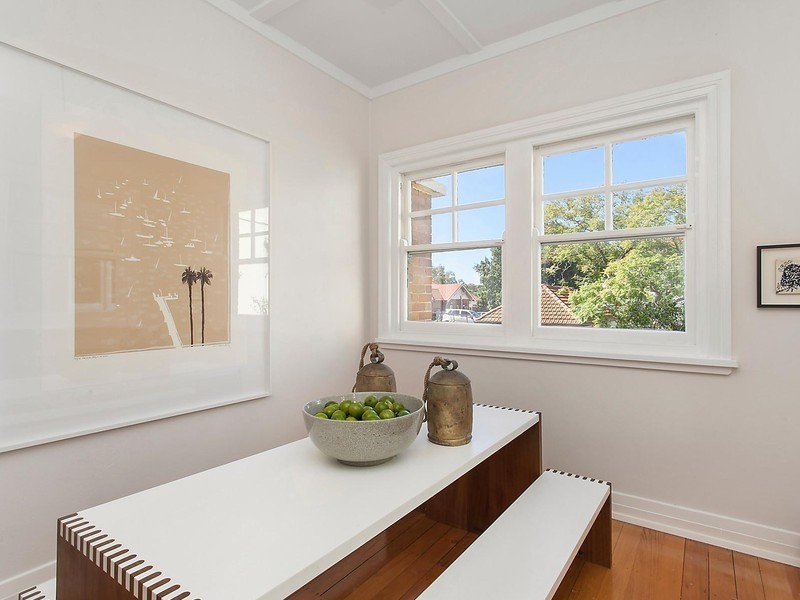 2/10 Holbrook Avenue, Kirribilli NSW 2061