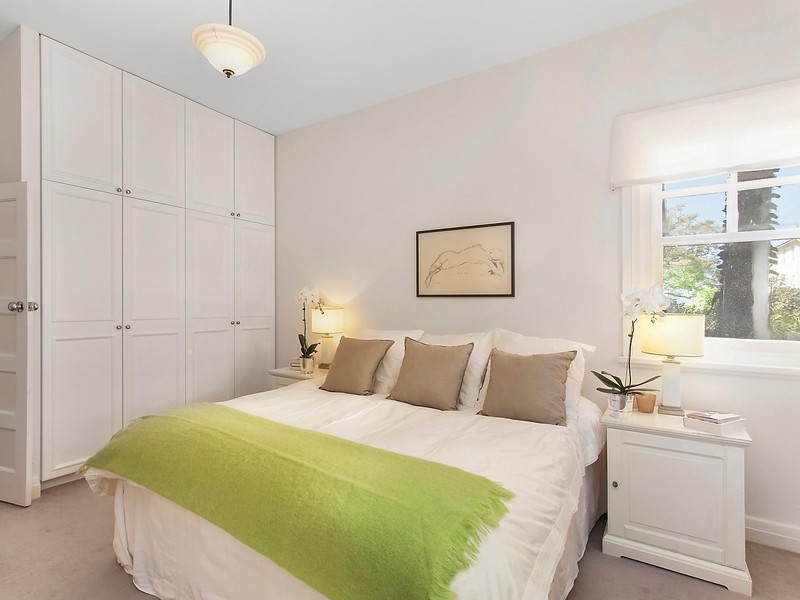 2/10 Holbrook Avenue, Kirribilli NSW 2061