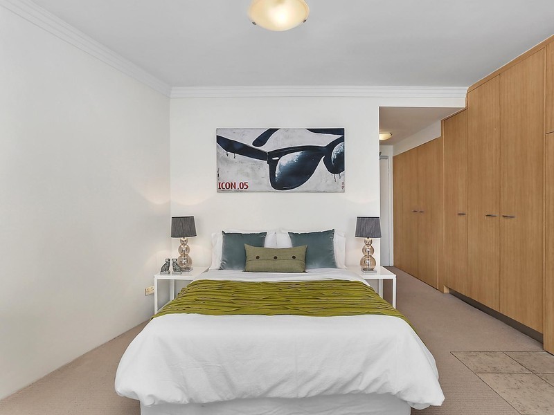 15/19A Young Street, Neutral Bay NSW 2089