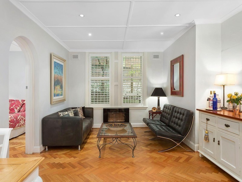 2/16A Lower Wycombe Road, Neutral Bay NSW 2089