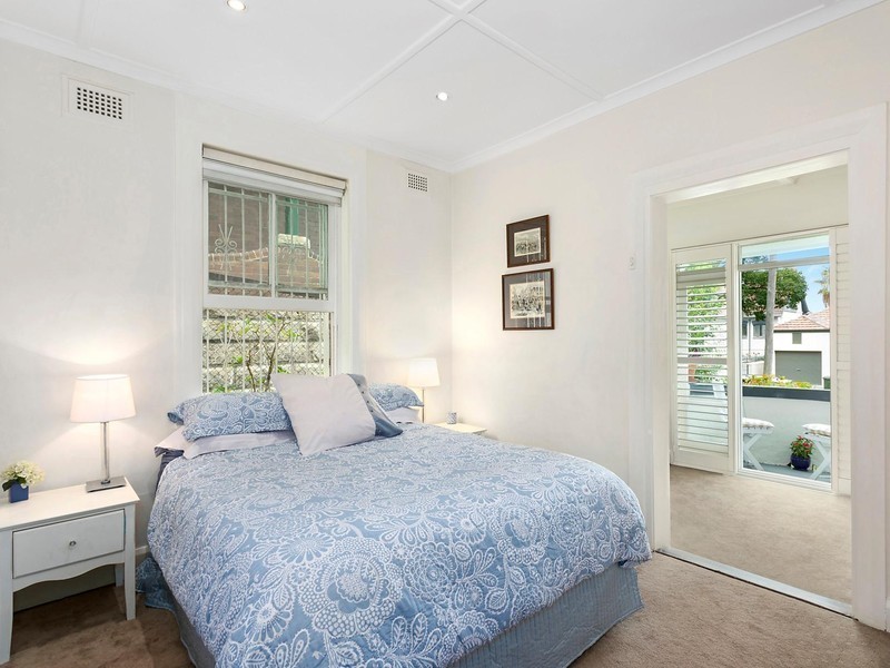 2/16A Lower Wycombe Road, Neutral Bay NSW 2089