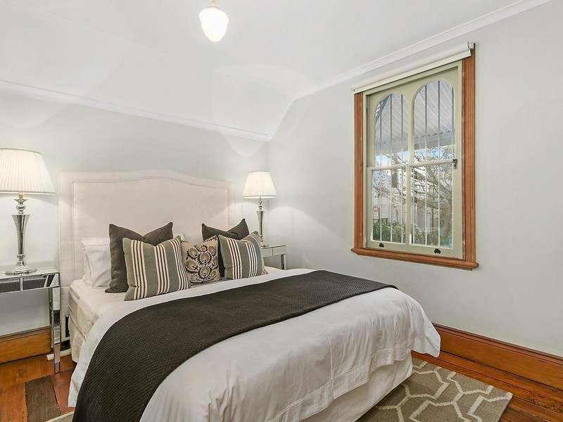 11 Victoria Street, Mcmahons Point NSW 2060