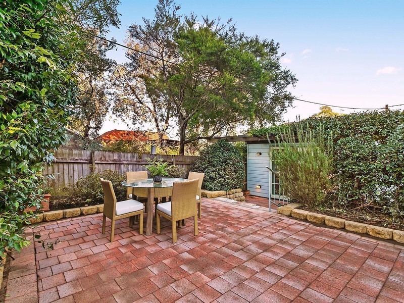 11 Victoria Street, Mcmahons Point NSW 2060