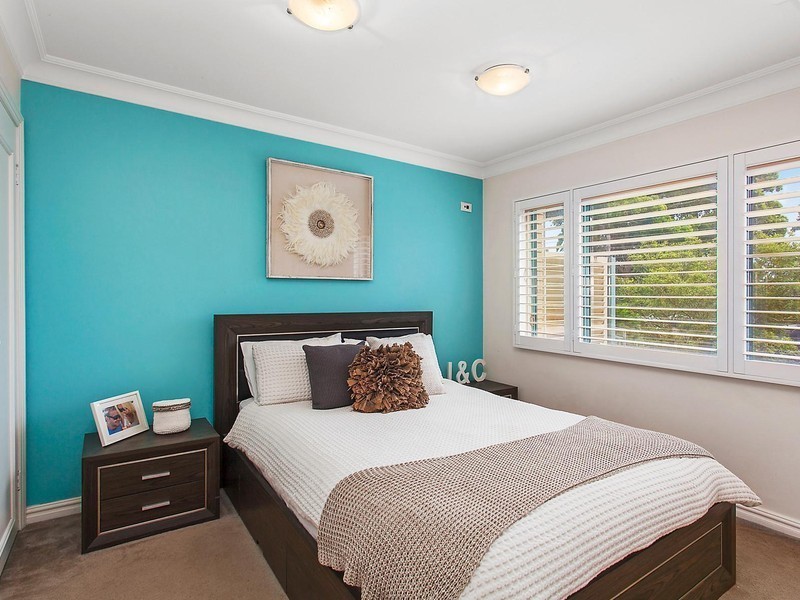 2/30 Hale Road, Mosman NSW 2088