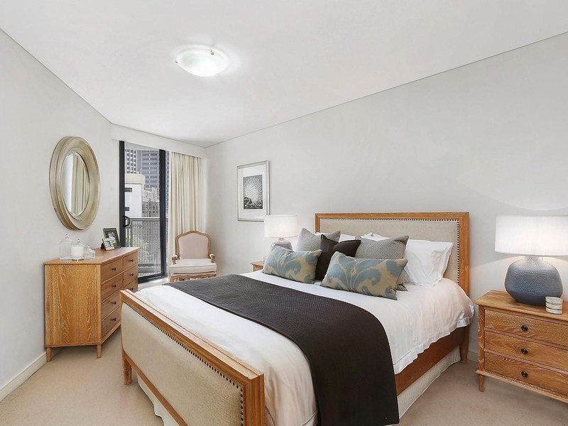 1305/30 Glen Street, Milsons Point NSW 2061
