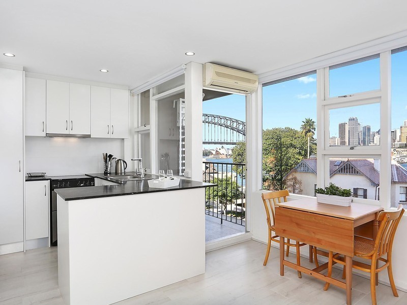 22/2 East Crescent Street, Mcmahons Point NSW 2060