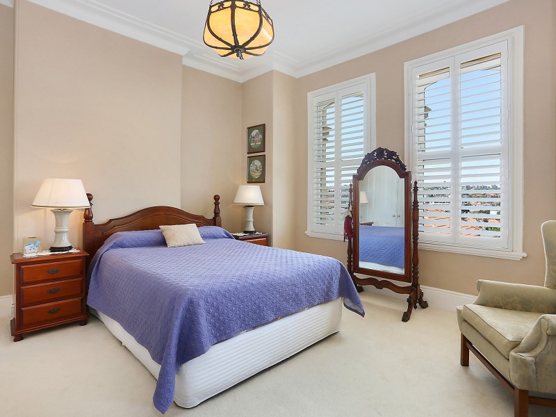 64 Carabella Street, Kirribilli NSW 2061